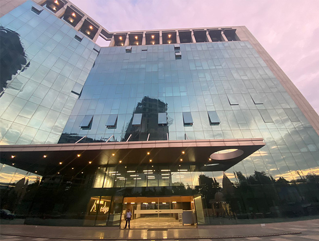 Facade 4